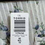 Torrid  Blueberry White Crinkle Chiffon Sheer Pintuck Tank 00 M/L NWT Photo 3