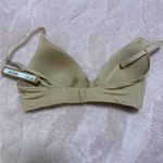 SKIMS  Wireless T-Shirt Bra Photo 1