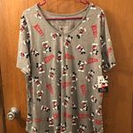 Disney Mickey Mouse shirt Photo 0