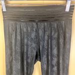 Sweaty Betty Power Illusion Mesh 7/8 Women's Floral Leggings Black Size Medium Photo 2