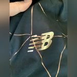 New Balance Lightweight NB jacket🖤🧡 Photo 9