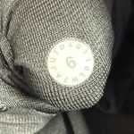 Lululemon Hotty Hot Short II Long 4"
Spring Bloom Multi / Black W1722 Sz 6 Photo 9