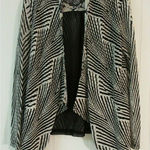 Alberto Makali black & white wrap top medium Photo 0