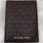 Michael Kors Bedford travel passport Holder Photo 0