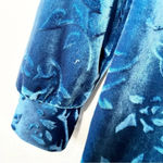 Diane Von Furstenberg Diane Von Furstenburg The Color Authority Size Small Blue Velvet Button Down Y2K Photo 3