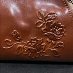 Patricia Nash | Kelmscott Rose Tooled Collection Adjustable Crossbody & Dust Bag Photo 3