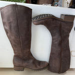 Clarks  Marana Trudy Brown Leather Knee High Low Heel Tall Boots, Sz 9.5 Photo 6