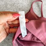 Boutique  Pink Cropped Spaghetti Strap Workout Top Size Small Photo 3