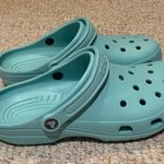Crocs Photo 1
