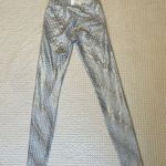 Peloton  Show Up Foil Printed High Rise Leggings Size Small Photo 7