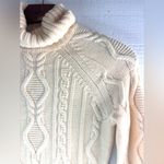 Antonio Melani XS Cableknit Cream Wool Turtleneck Sweater Photo 1
