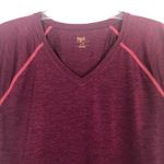 Everlast  Short Sleeve V-Neck Active Tee L Photo 2