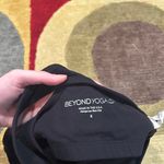 Beyond Yoga  Studio Cropped Yoga Tank Top Black Built in Bra Un-Padded Size Small Photo 3