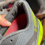 Hoka One One Arahi 3 Grey/Green Sneakers Size 9.5 Photo 5