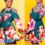 L'ATISTE  by AMI Plus Size 3X Floral Dress Green Long Sleeve V-Neck Photo 2