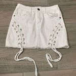 Machine white skirt Photo 0