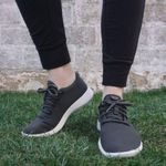 All birds Women's Black Wool Runners Size 8 Comfort Sneaker Photo 1