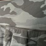 Athleta  Salutation Camo‎ Joggers Black Size Medium Photo 3