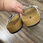 Aerosoft  Women’s Hola White Slip-On Sandals Size 39 Summer Beach Vacation Photo 5