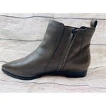 Clarks  Ankle Boots Size 11M Artisan Women Brown Leather Side Zip Photo 1
