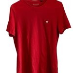 Guess 90s slim fit red tee with triangle patch logo Photo 3