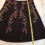 Axcess Liz Claiborne dark floral embroidered A Line skirt Women’s size 10 Fall Brown Photo 2