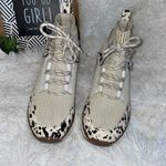 OTBT Hybrid High Top Platform women’s Sneaker size 6.5 shoes animal print lace- Photo 5