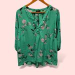 Cute Tahari Woman 1X avocado cherry blossom flowy 3/4 sleeve top v Photo 3