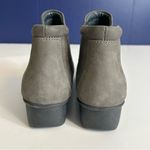 Dansko  Lee Nubuck Zip Up Ankle Boots - size 6 Photo 5