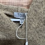 Tobi  medium hooded top Photo 1