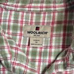 Woolrich  Womens Size Medium Flannel Shirt Pink & Green Plaid w/Pockets Photo 1