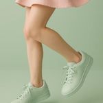 Adidas  Size 7.5 Casual Lace Up Padded Heel Advantage Sneakers Mint Green Photo 1