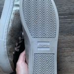 Toms Lenox Silver Metallic Leather Sneakers 8.5 Photo 3