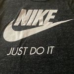 Nike Womens  Workout Shirt Photo 1