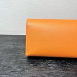 Tory Burch 🆕 NWOT  Sunglasses Case Orange with Gold Emblem Logo Leather Like Photo 5