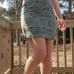 Green 70s style skort / skirt. Size 6 Photo 2