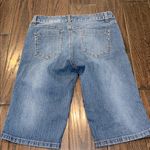 Bandolino  Blue Denim Shorts Riley style size 6 petite Photo 6