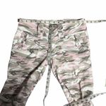 Y2K Younique Vintage Camo Capris Cropped Size 3 Green Photo 1