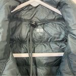 Uniqlo Womens Green Puffer Vest Size XS Travel Lightweight Photo 1