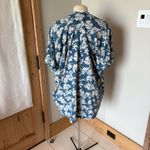 Known Supply Elegant Blue and White Floral Swim Coverup Size M/L Photo 4
