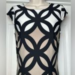 Roz & Ali Geometric Abstract Neutral Women’s Classic Short Cap Sleeve Dress Sz 4 Photo 2
