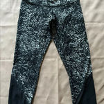 Lululemon Pace Rival‎ Crop 22" Ice Grey/Black Size 6 Photo 0