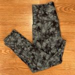 Athleta Salutation Stash Pocket II Printed 7/8 Tight Photo 3