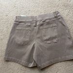 Spanx  4” Stretch Twill Shorts Women’s Size Large Taupe Brown NWT Flattering Fit Photo 8