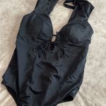 Time and Tru Black One Photo 2