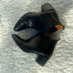 Everlane  Women's Black Leather Heeled Ankle Pull up Boots  Sz 7.5 Photo 2