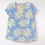 Lilly Pulitzer  Etta V-Neck Tropic‎ like it’s hot print top Size XS Photo 2