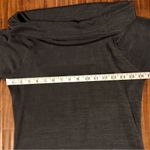 Avalanche NWT  Cowl Gray Sweater Size Medium Photo 8