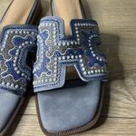 Madden Girl  Womens 9.5 Blue Embellished Slide Sandals Pearl Rhinestone Beach Photo 3