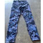 Lululemon Legging Marble Print Exterior/Interior Pockets Blue/Purple Size 6 Purple Photo 1